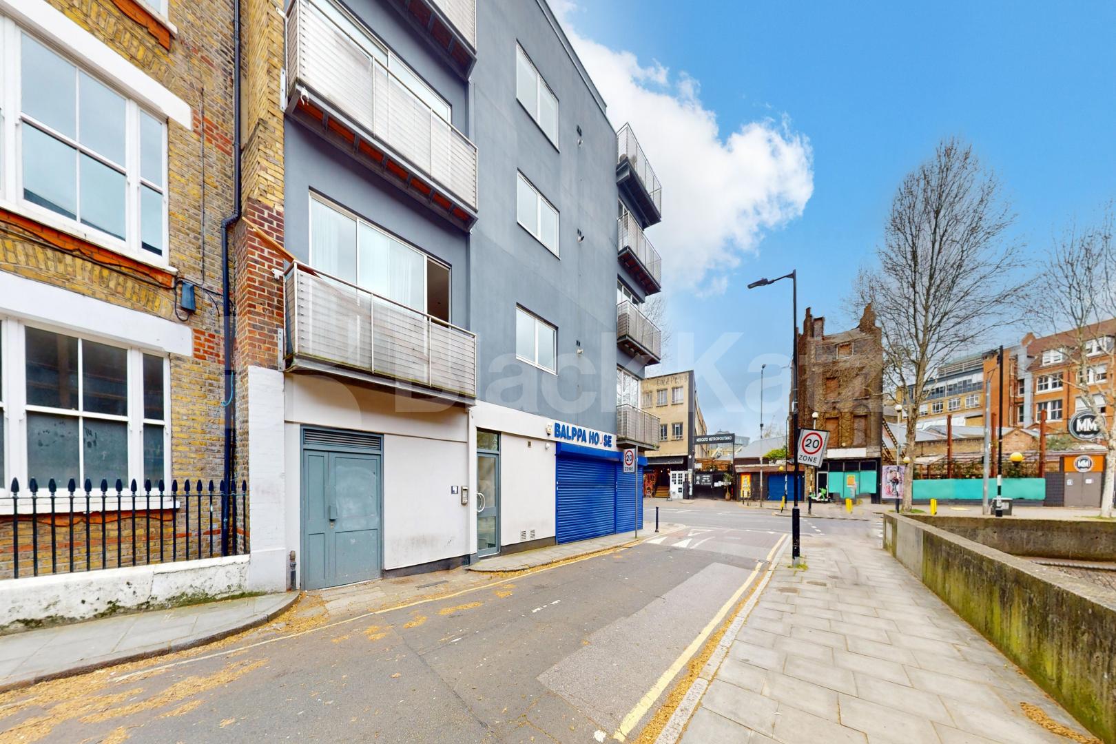 Freshly repainted throughout, wooden floors & superbly located   Newington Causeway, Borough